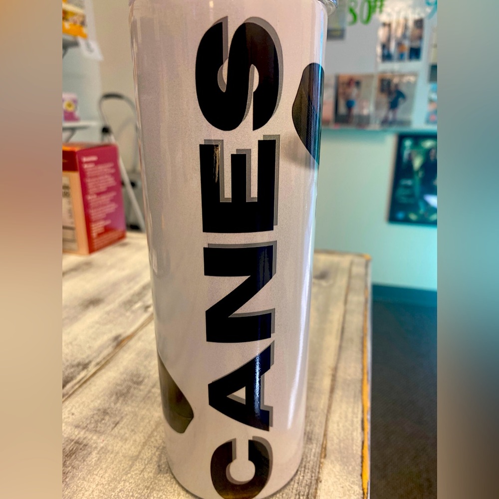New! Carolina Hurricanes 20 oz tumbler